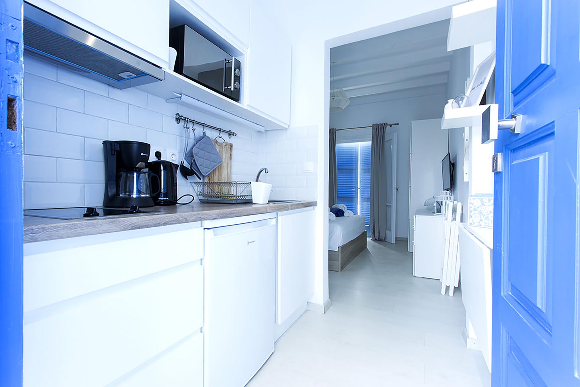 Studio with Pool View and Garden View