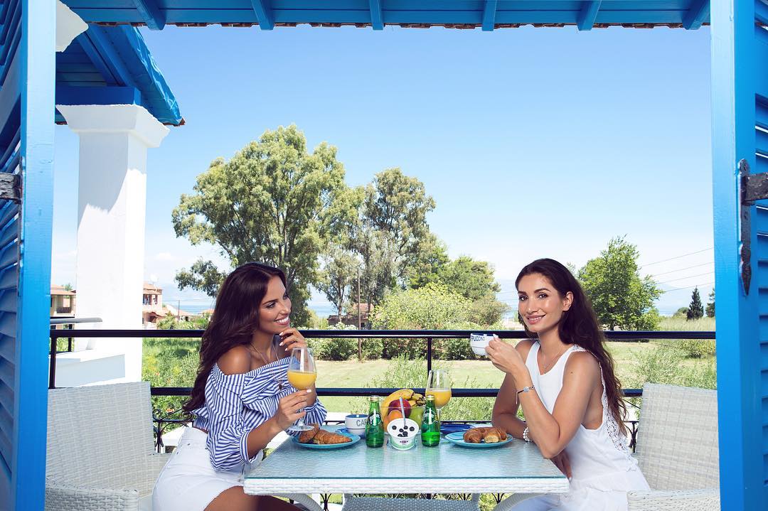 Studio with Sea View and Pool View